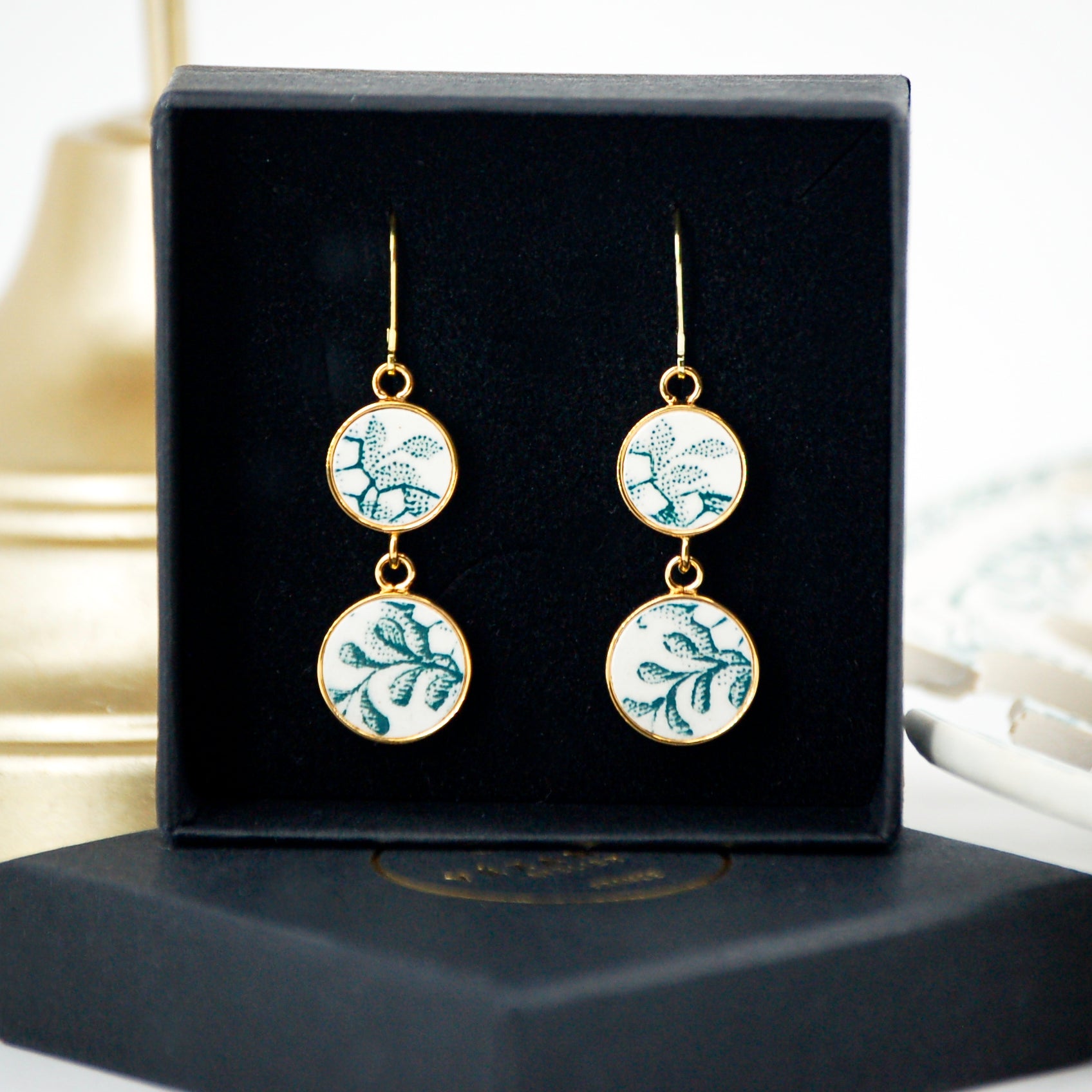Boucles d'oreilles "Délicat branchage", finition or