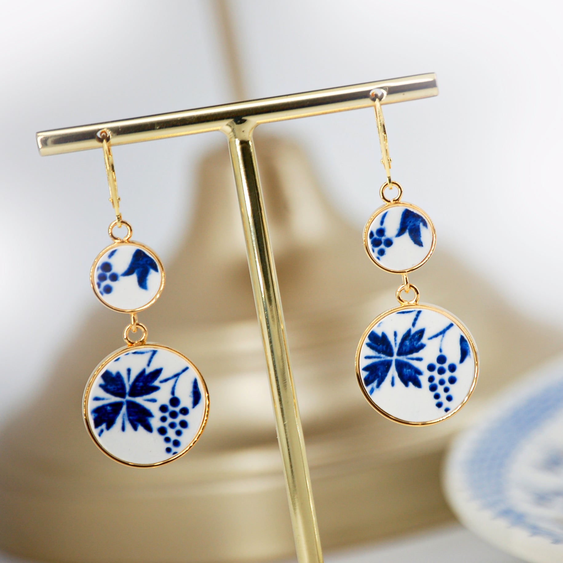 "Cornflower" earrings with a gold finish