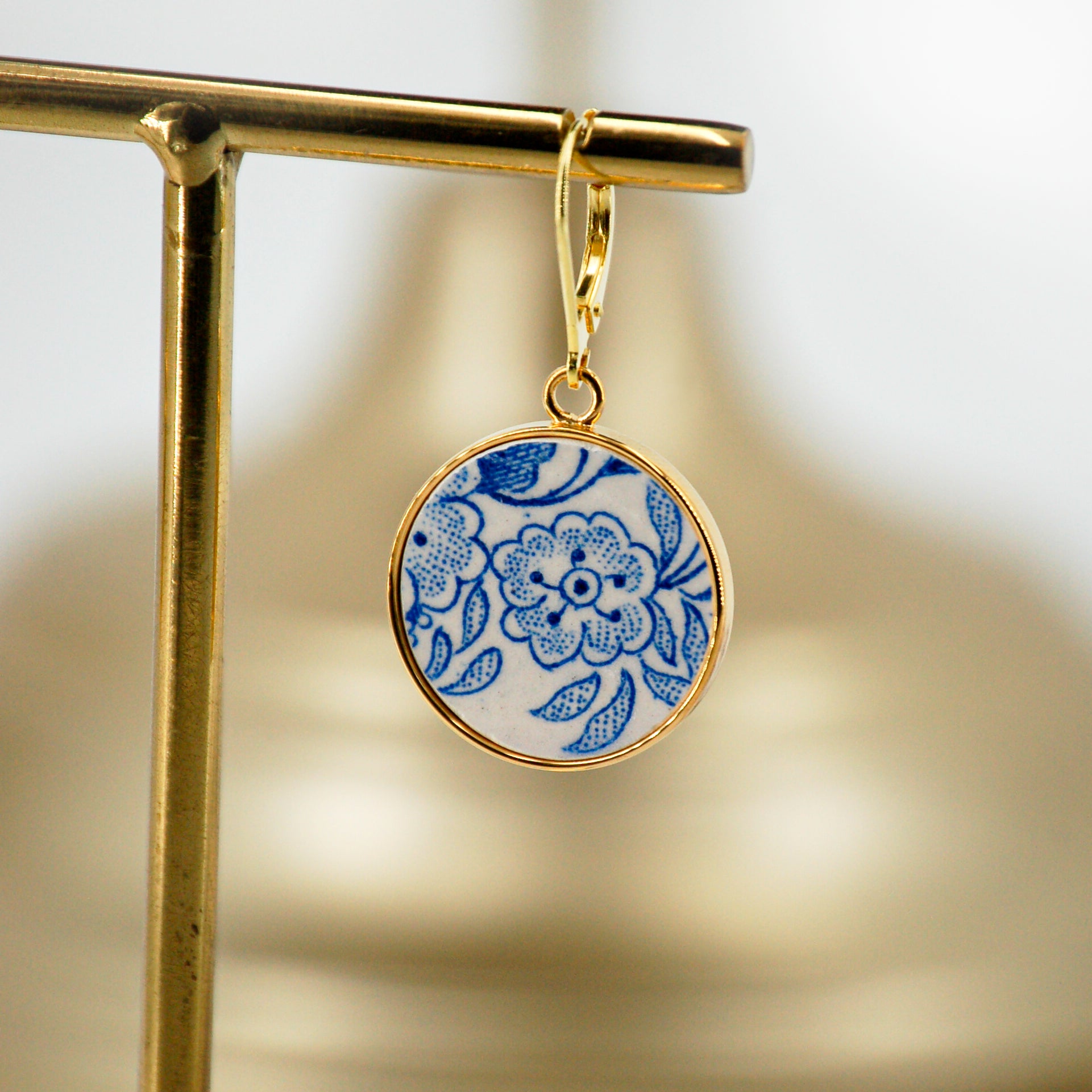 "Small blue flowers" earrings, gold finish