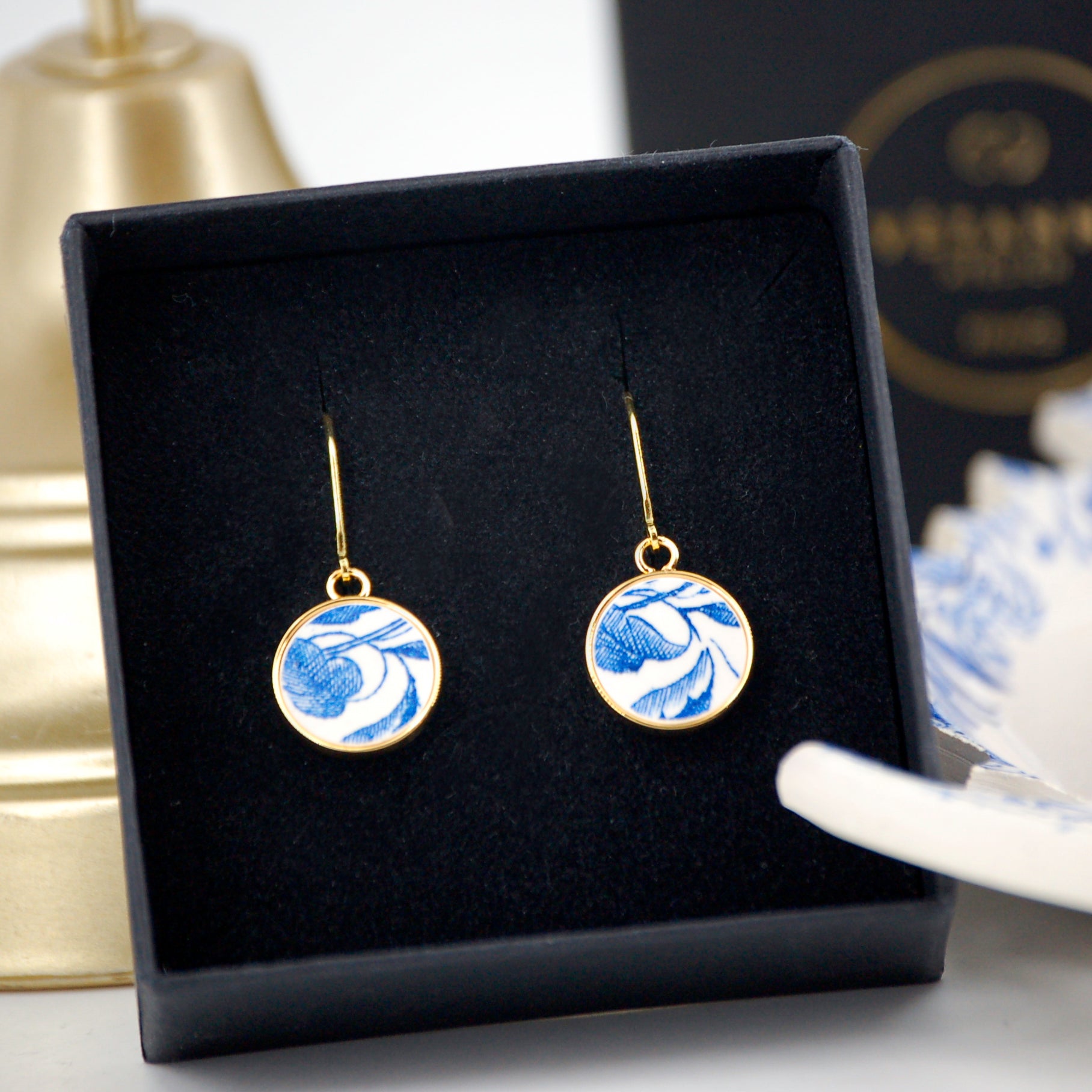 Boucles d'oreilles "Petites feuilles bleues", finition or