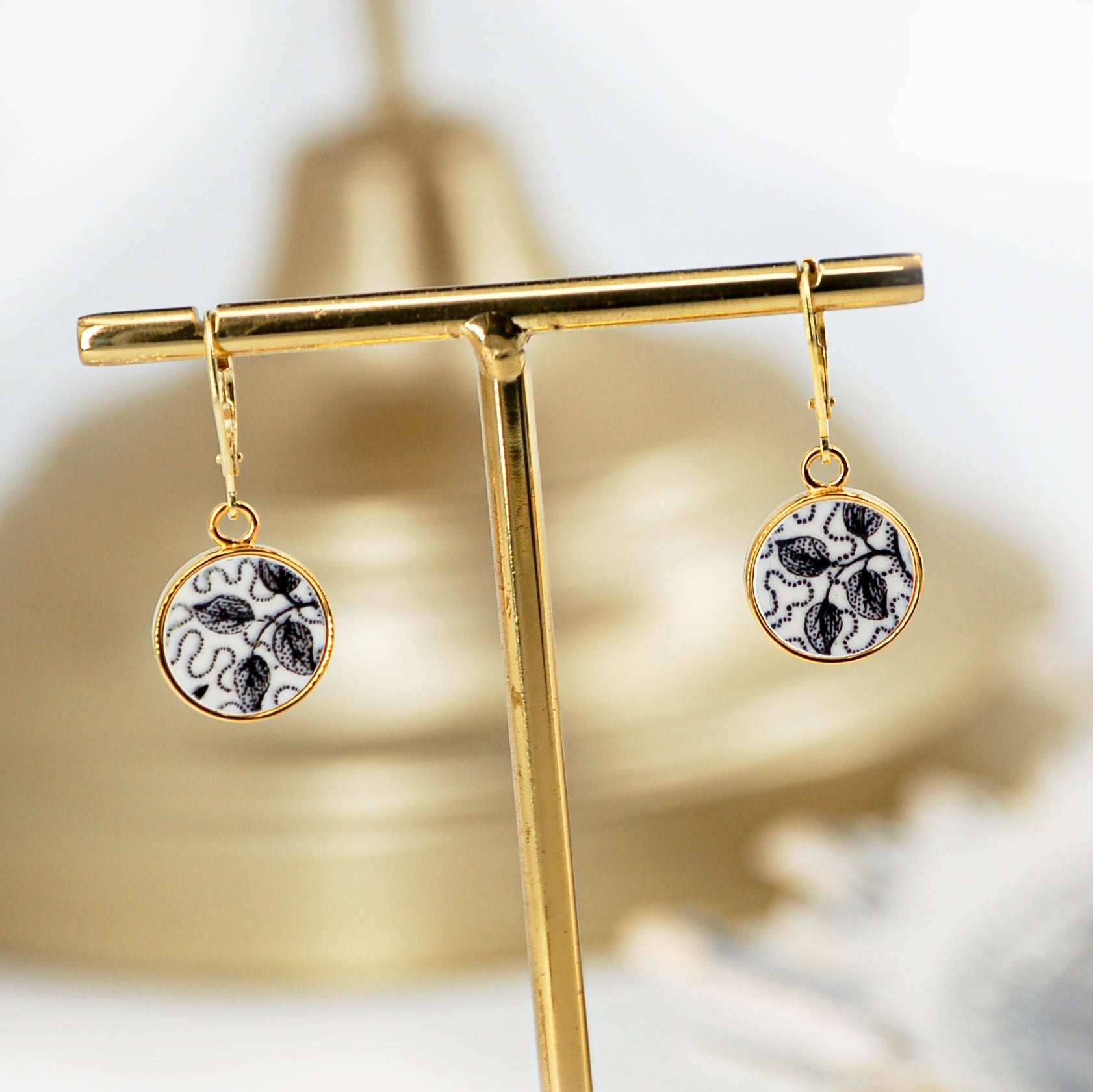 Earrings "Composition between realism and abstraction", gold finish