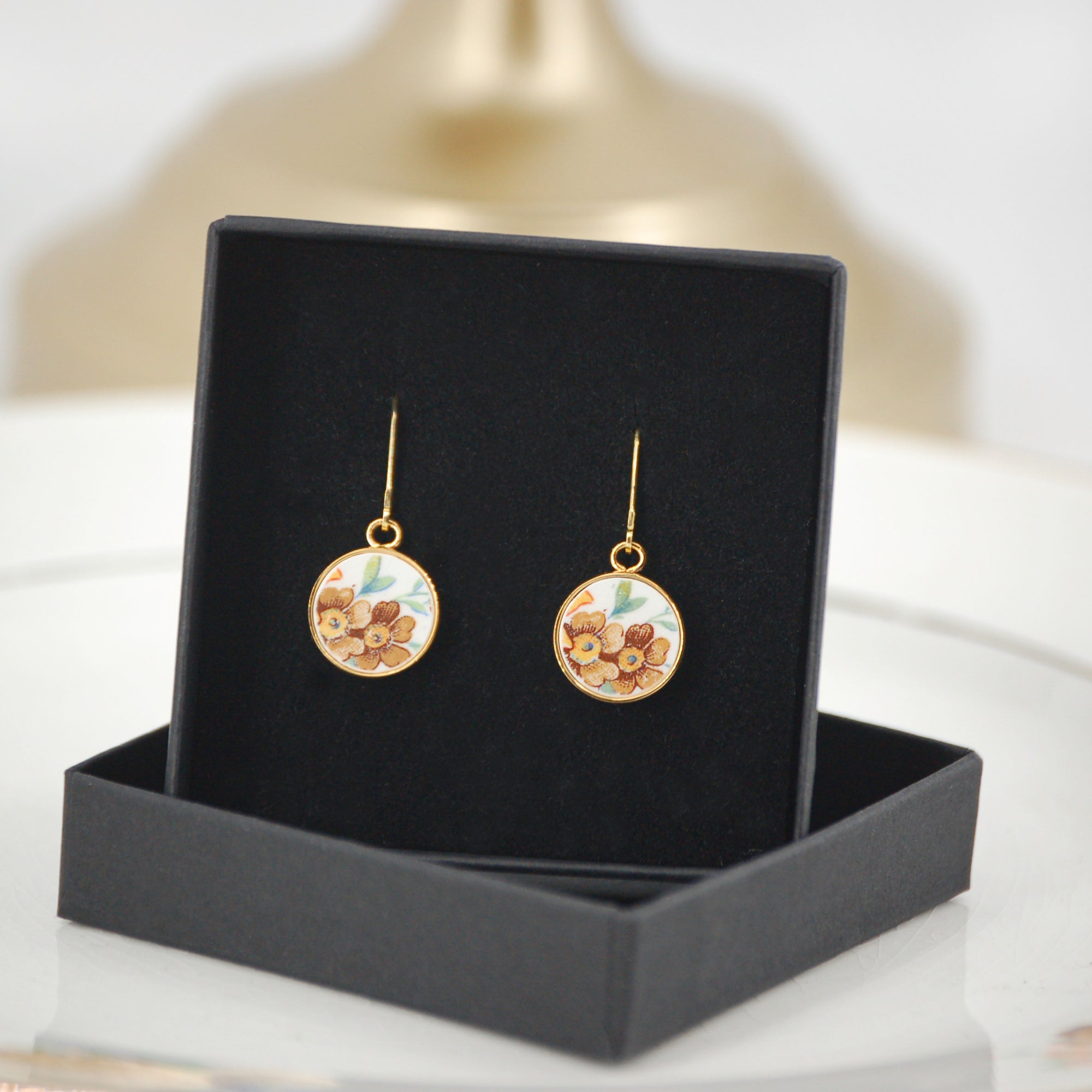 "Small Autumn Flowers" earrings, gold finish