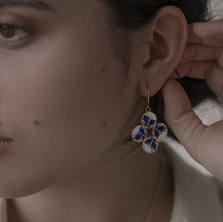 "Blue Flowers" earrings, gold finish