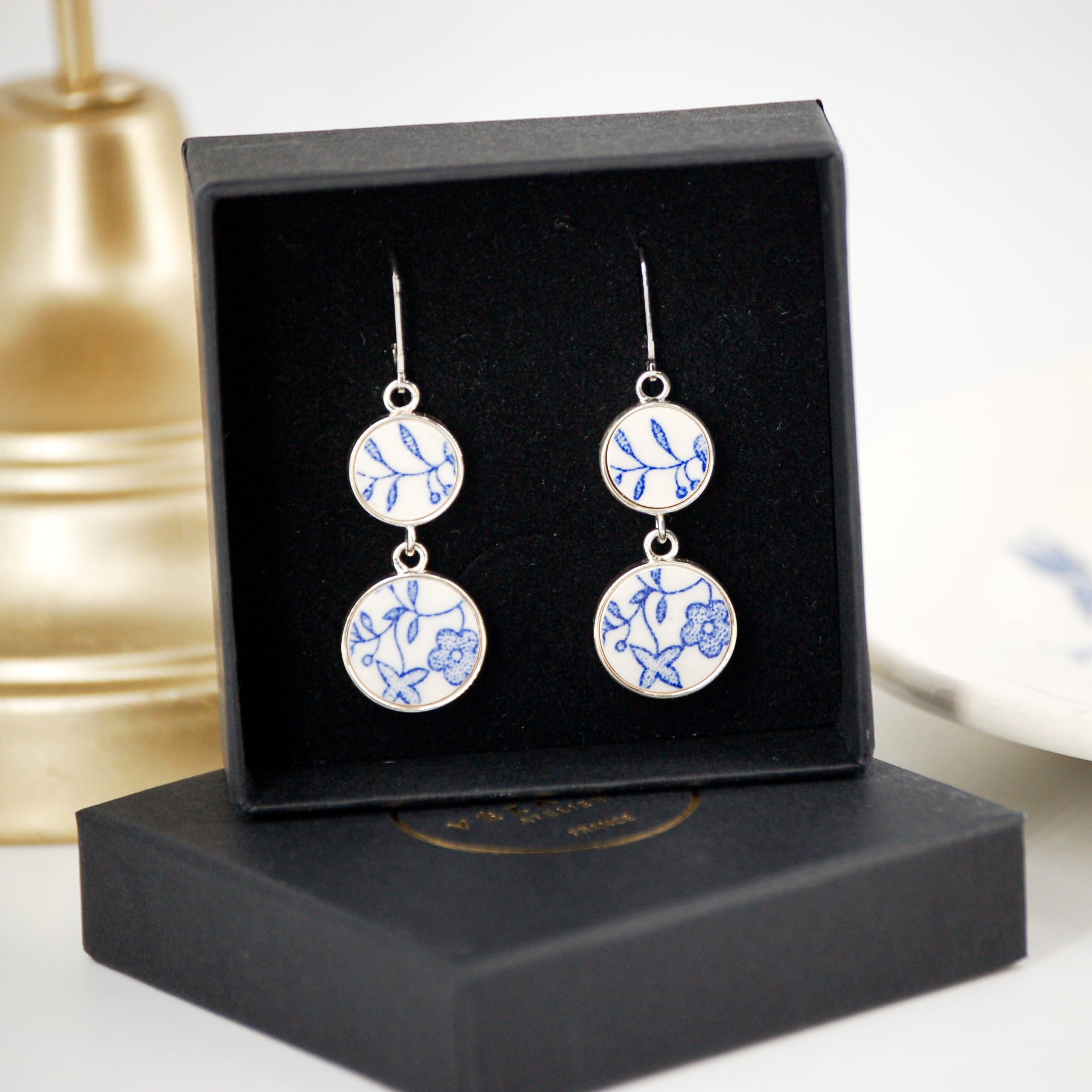 "Blue Leaves and Flowers" earrings, silver finish