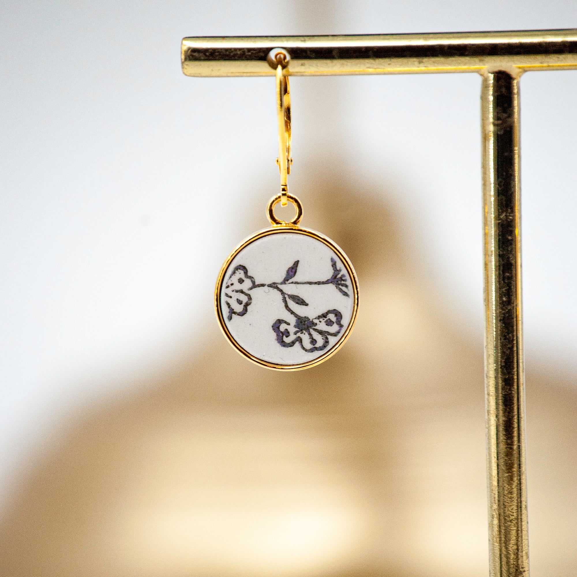 "Golden Flowers" earrings, gold finish