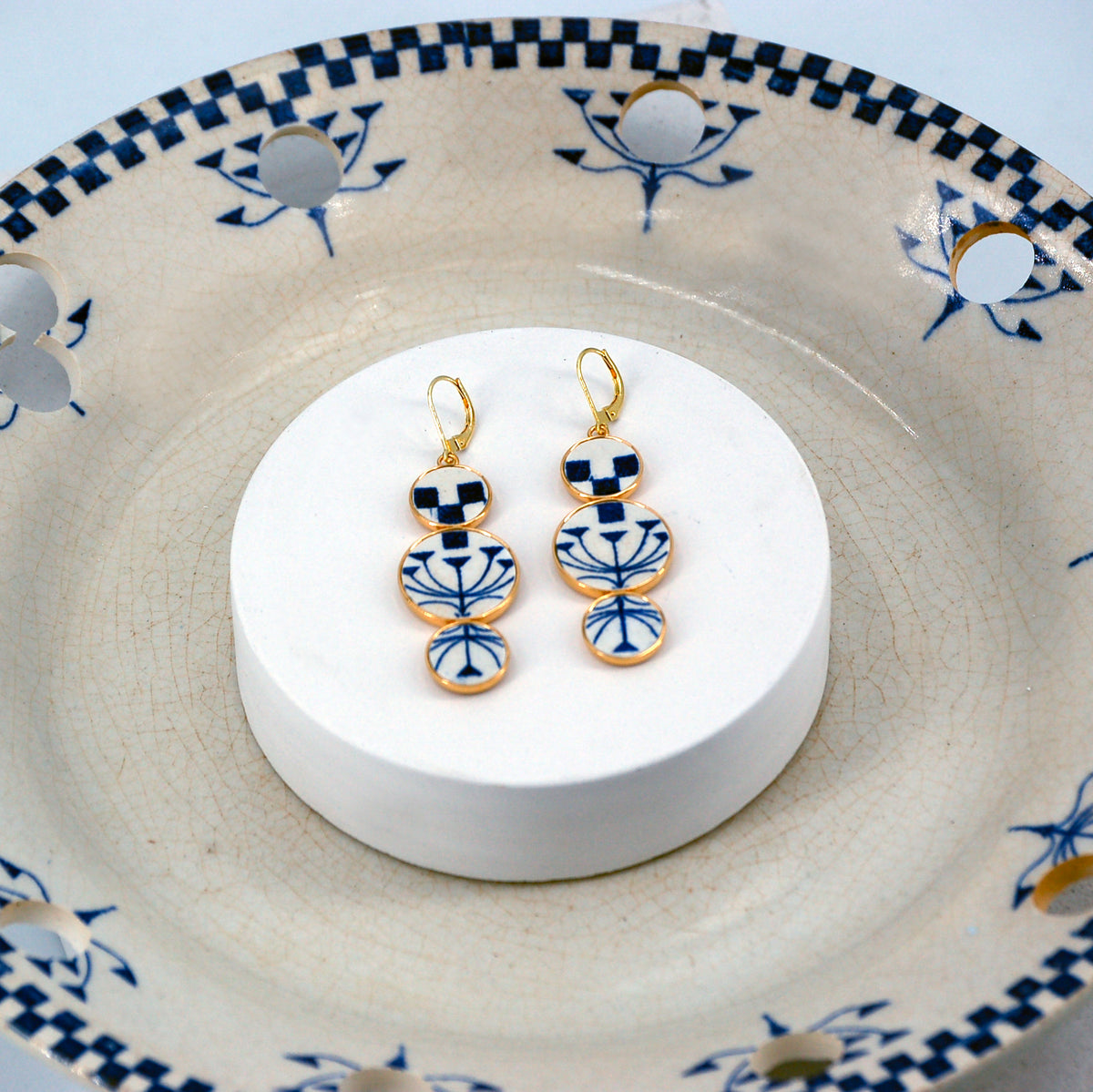 Alienor Earrings