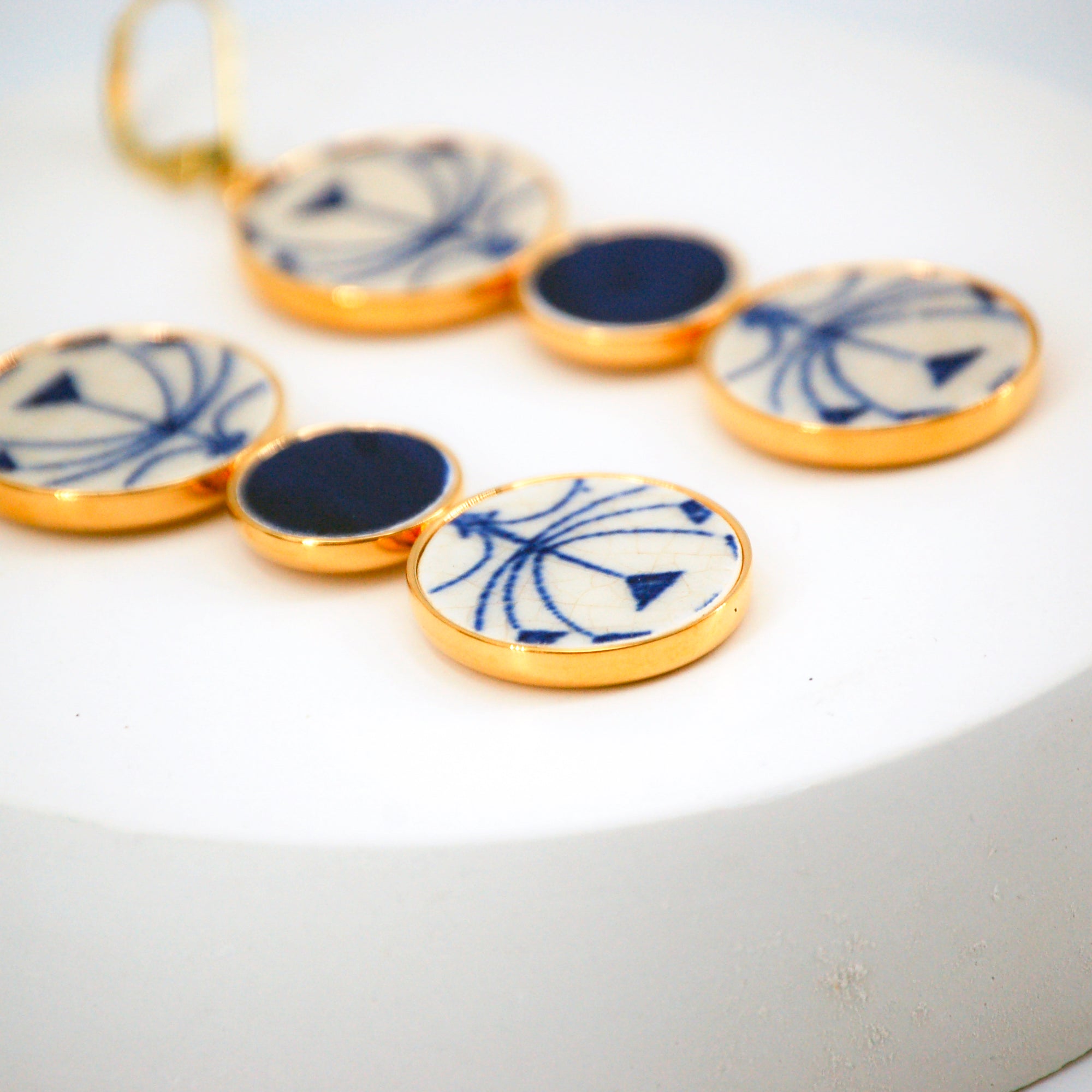 Alienor Earrings