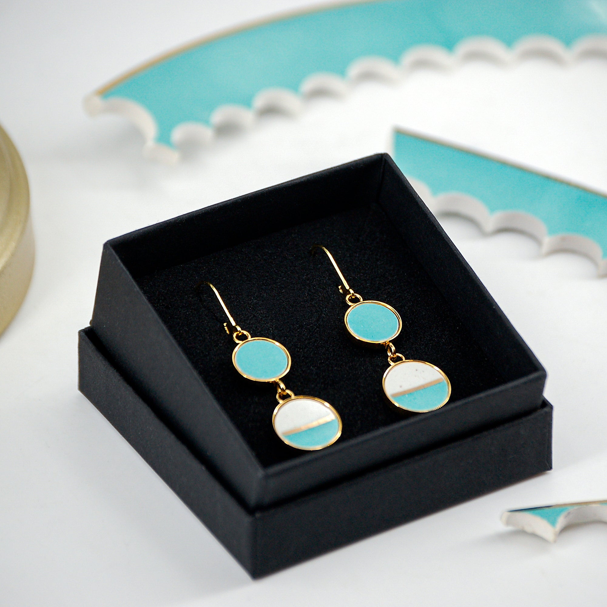 "On the Horizon" earrings, gold finish