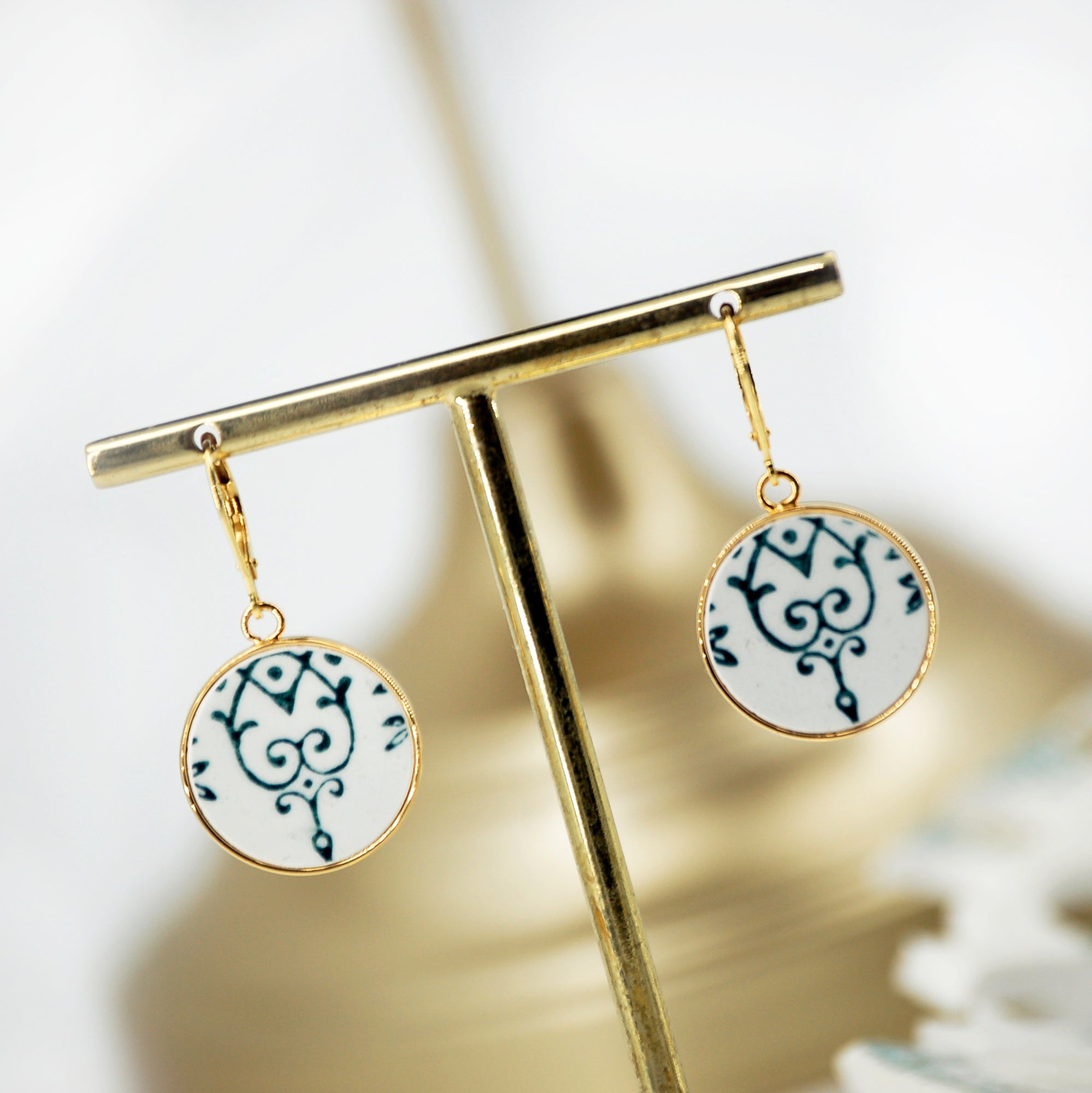 "Cornflower" earrings, gold finish