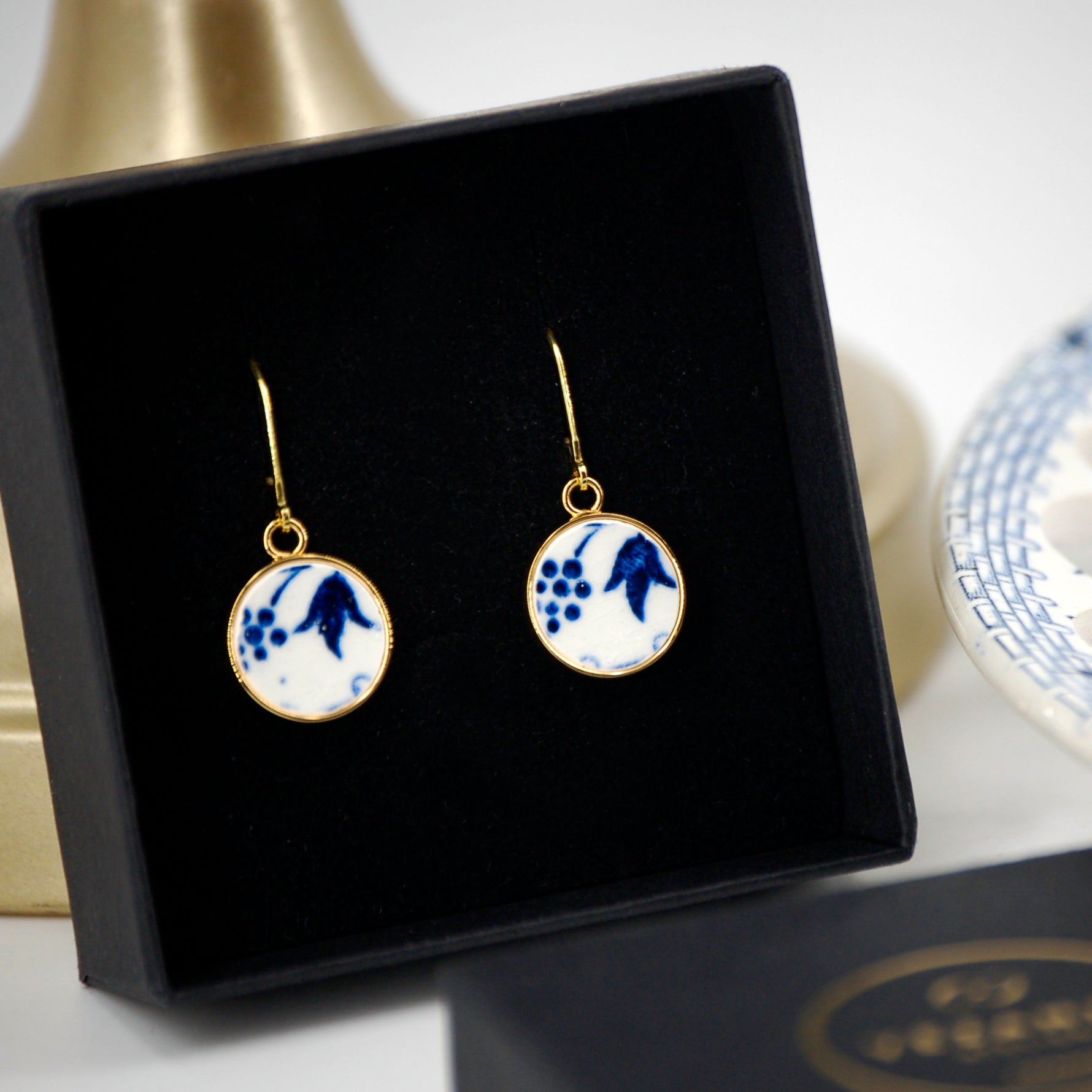 "Small Blue Leaves" earrings, gold finish