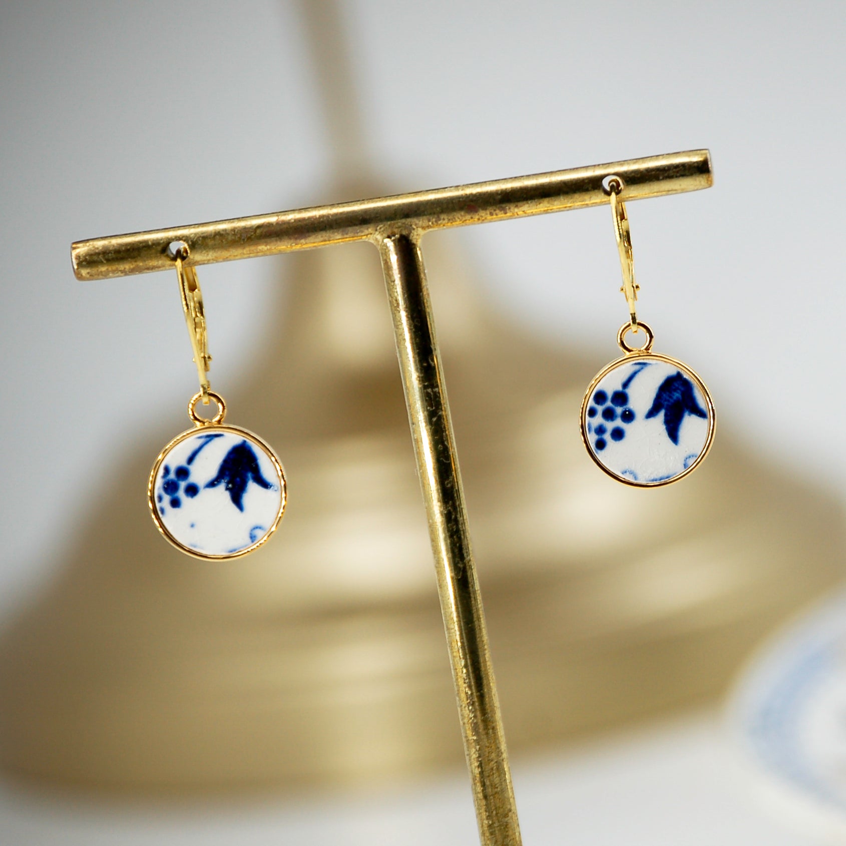 "Small Blue Leaves" earrings, gold finish