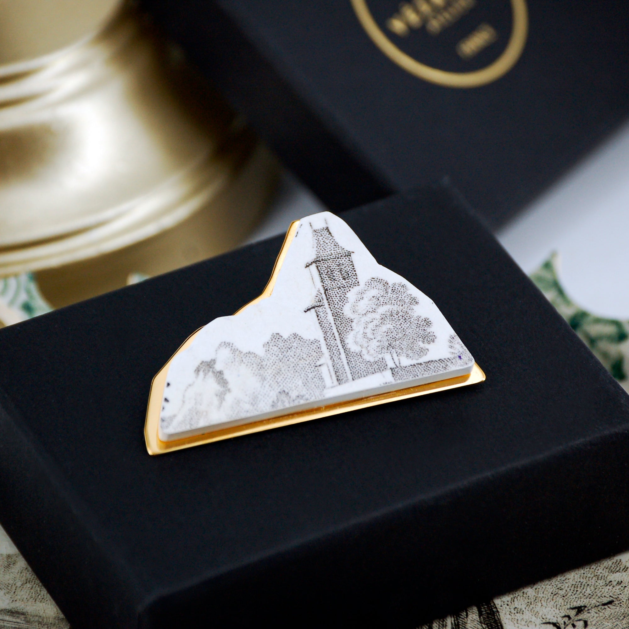 "Landscape #1" brooch, gold finish