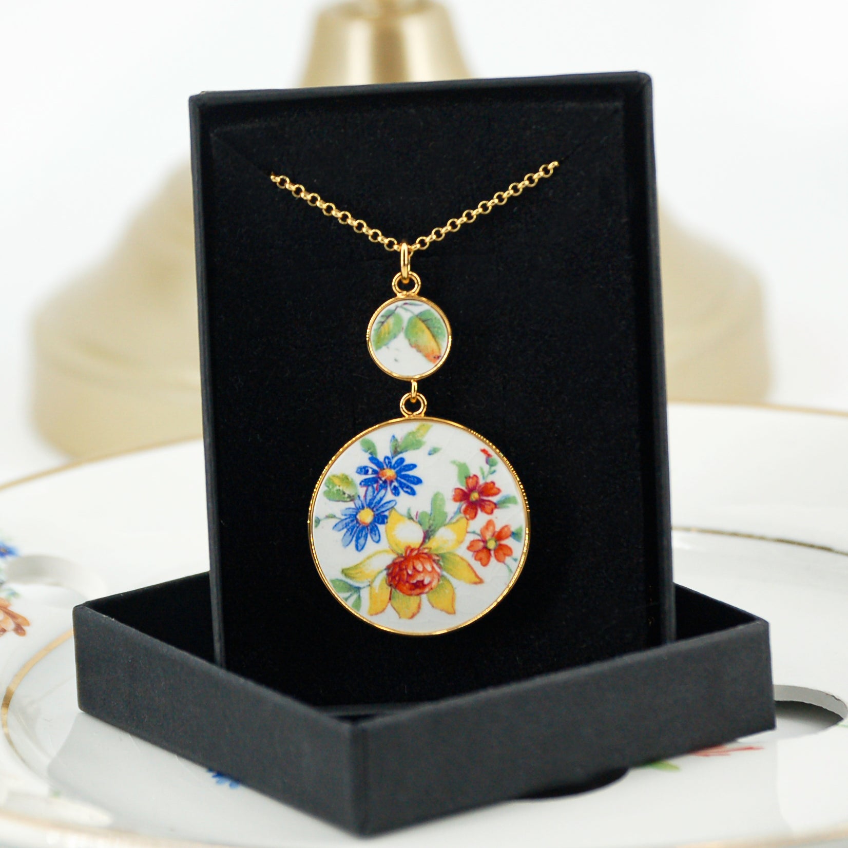 "Bellflowers and Small Flowers" Pendant, Gold Finish