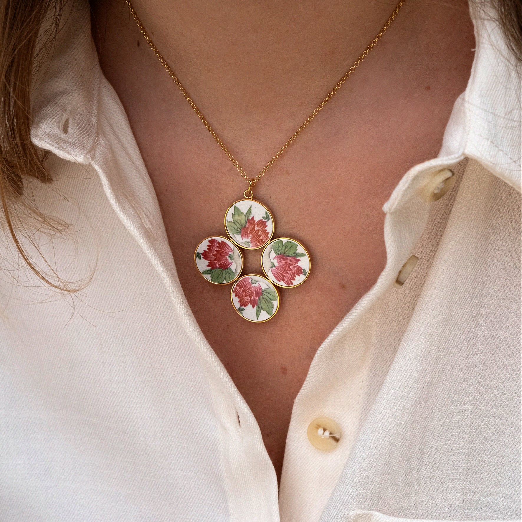 "Hibiscus Flower and Pistil" Pendant, Gold Finish