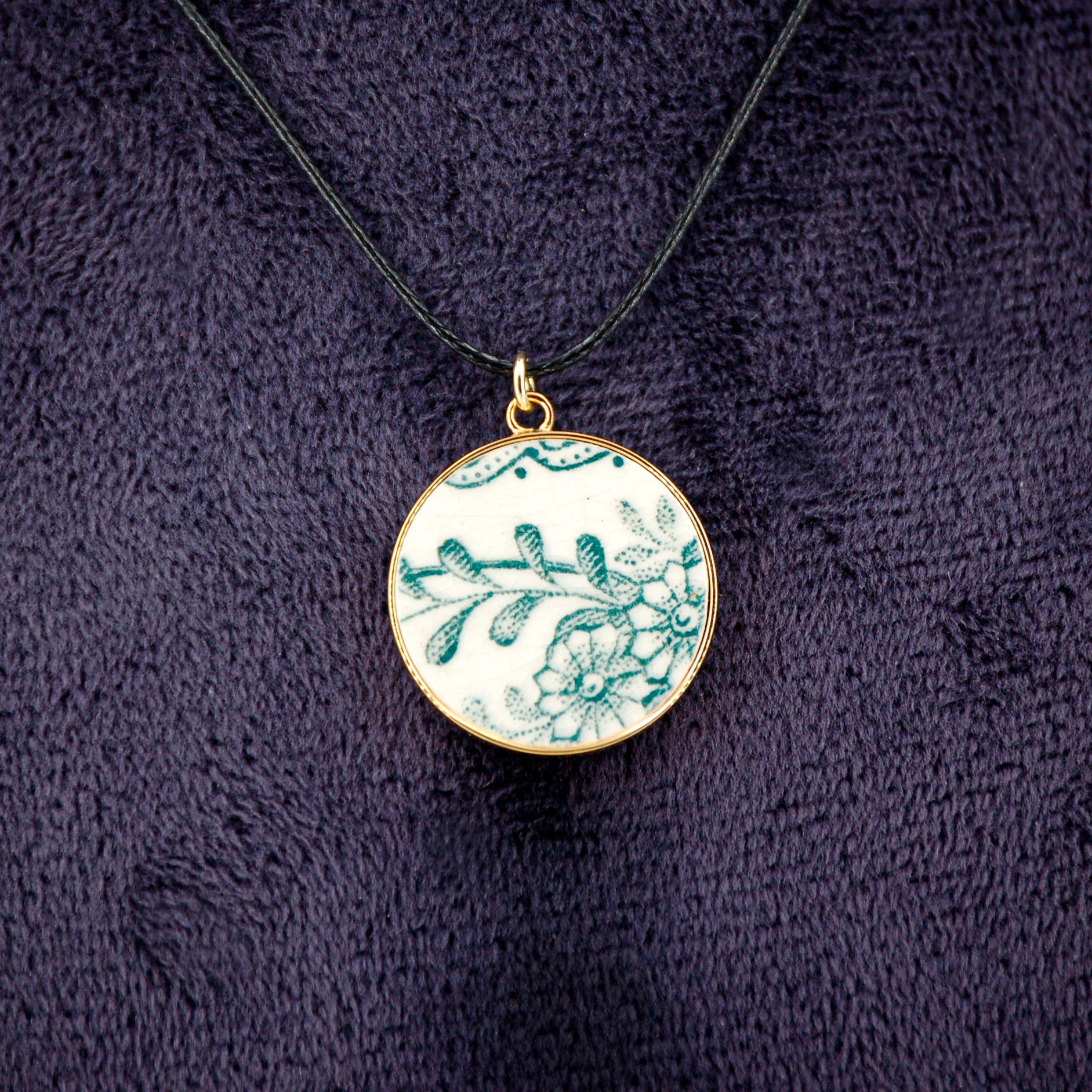 Pendentif "Fleurs vertes"