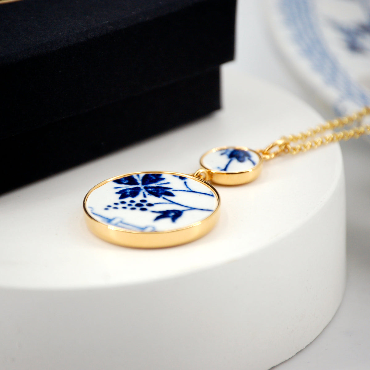 "Blue Flower and Grapes" Pendant, Gold Finish