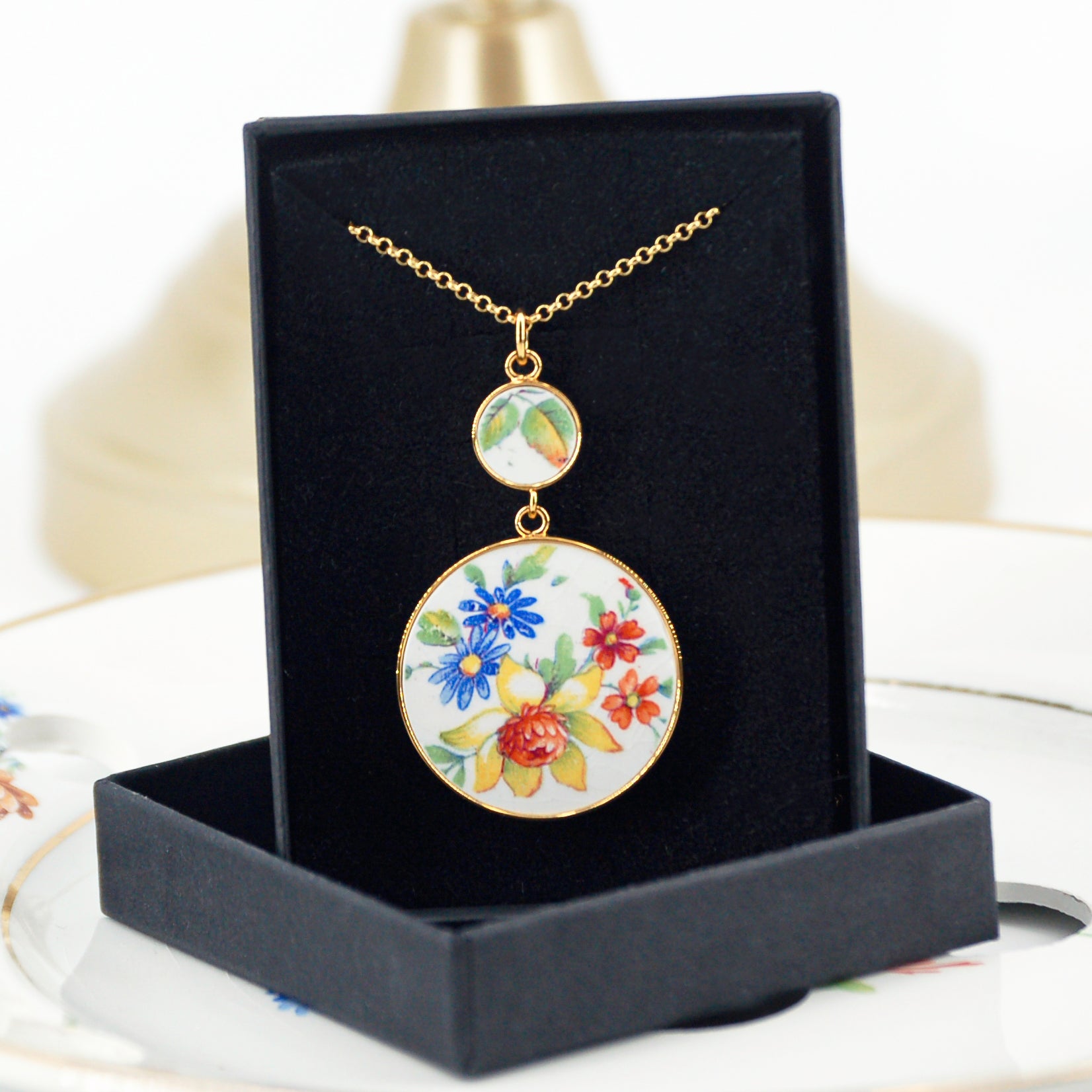 "Bellflowers and Small Flowers" Pendant, Gold Finish