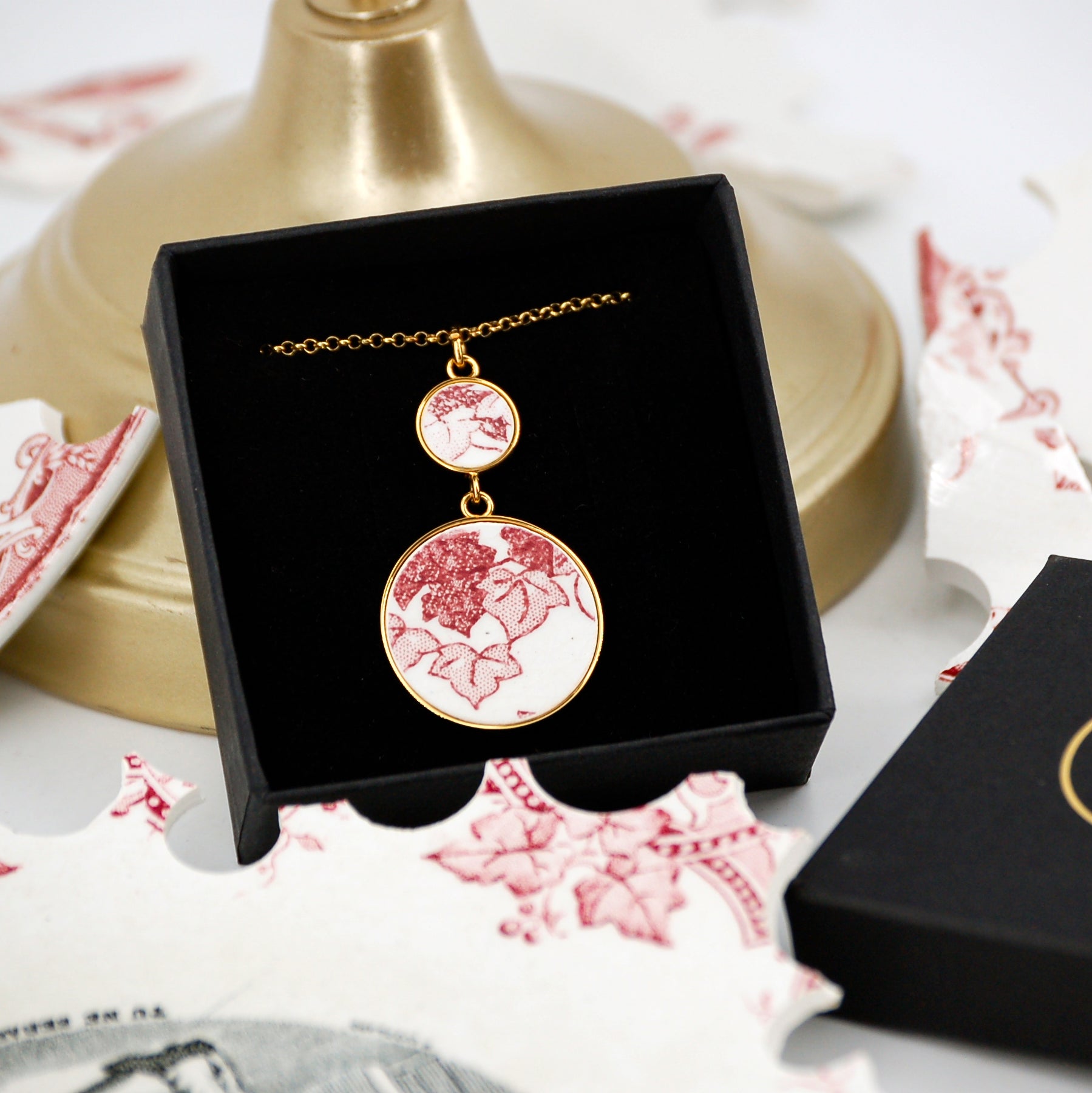 "Ivy Leaves in Old Rose" Pendant, Gold Finish