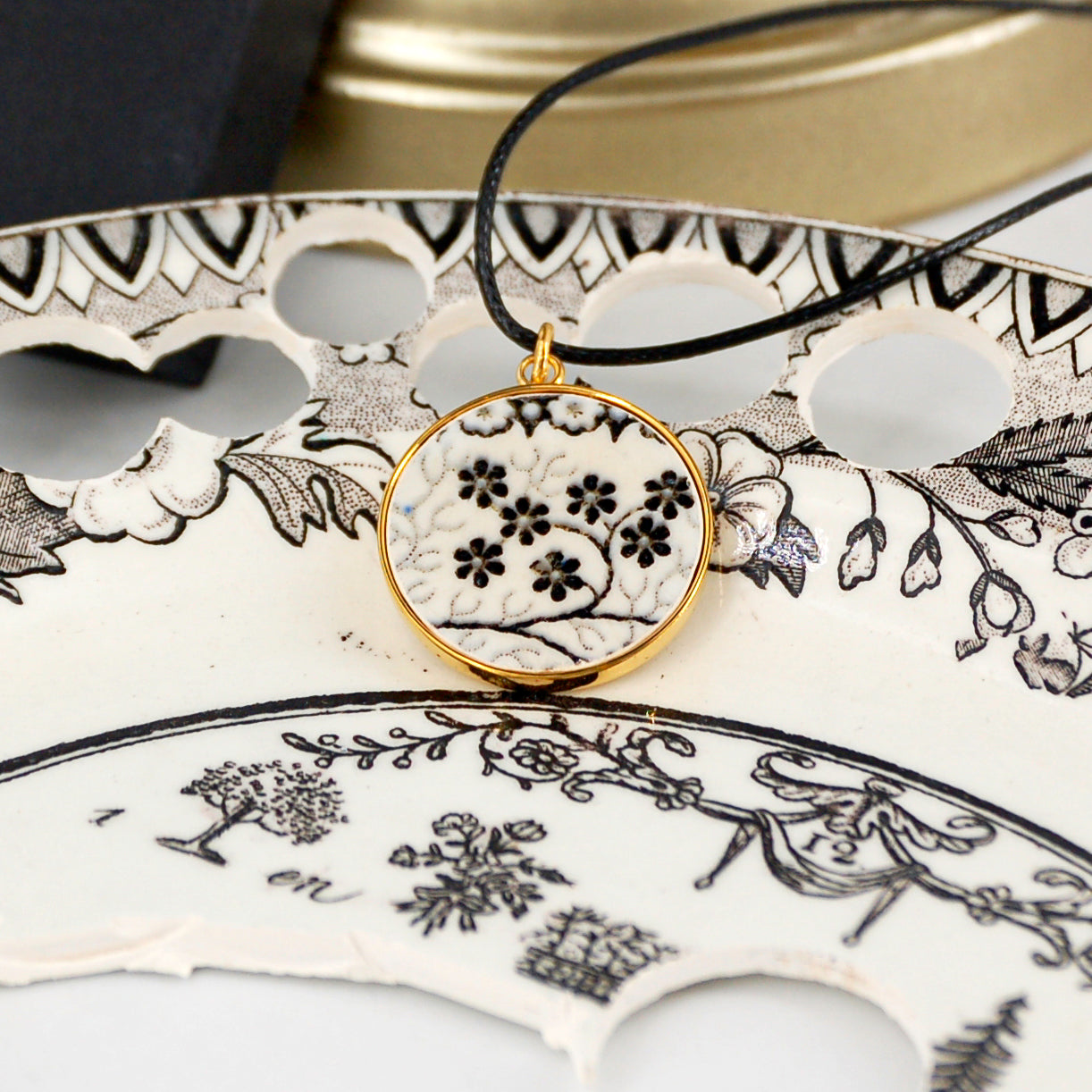 "Little Flowers in Black and White" Pendant, Gold Finish