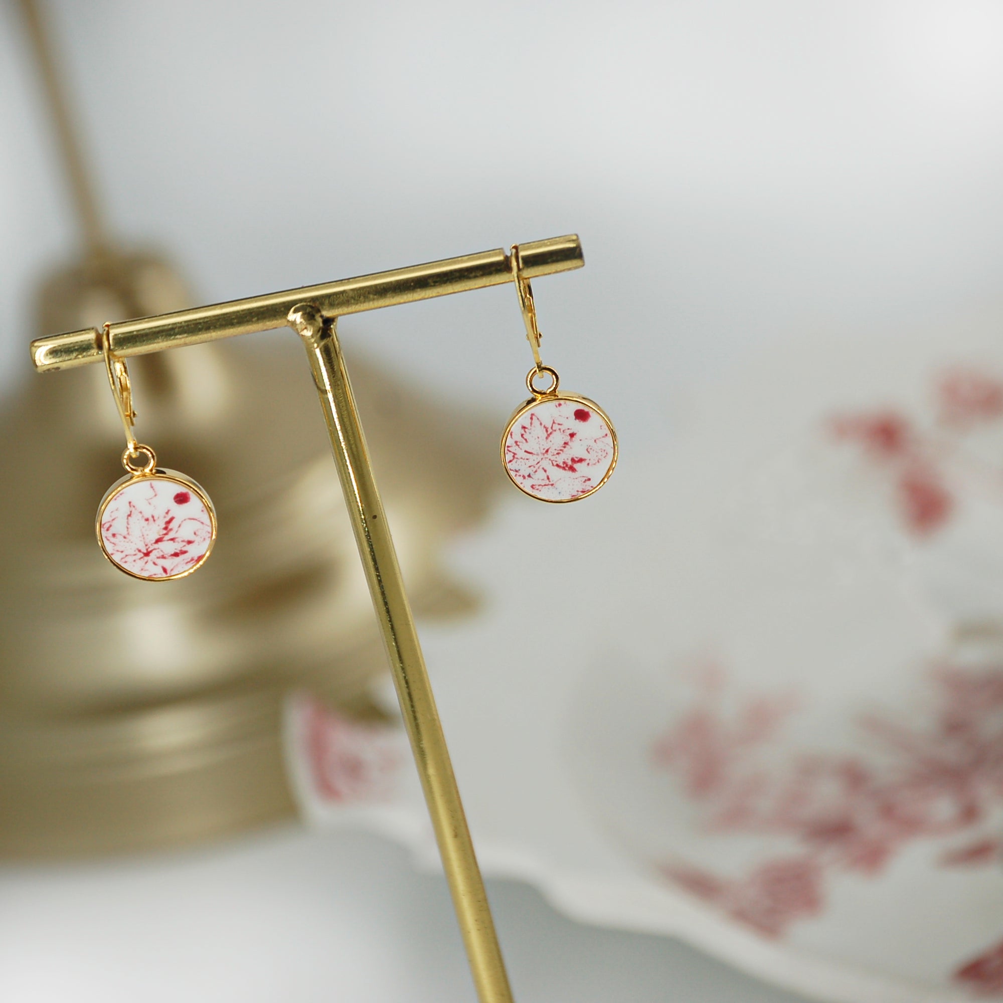 "Red Vine Leaf" earrings, gold finish