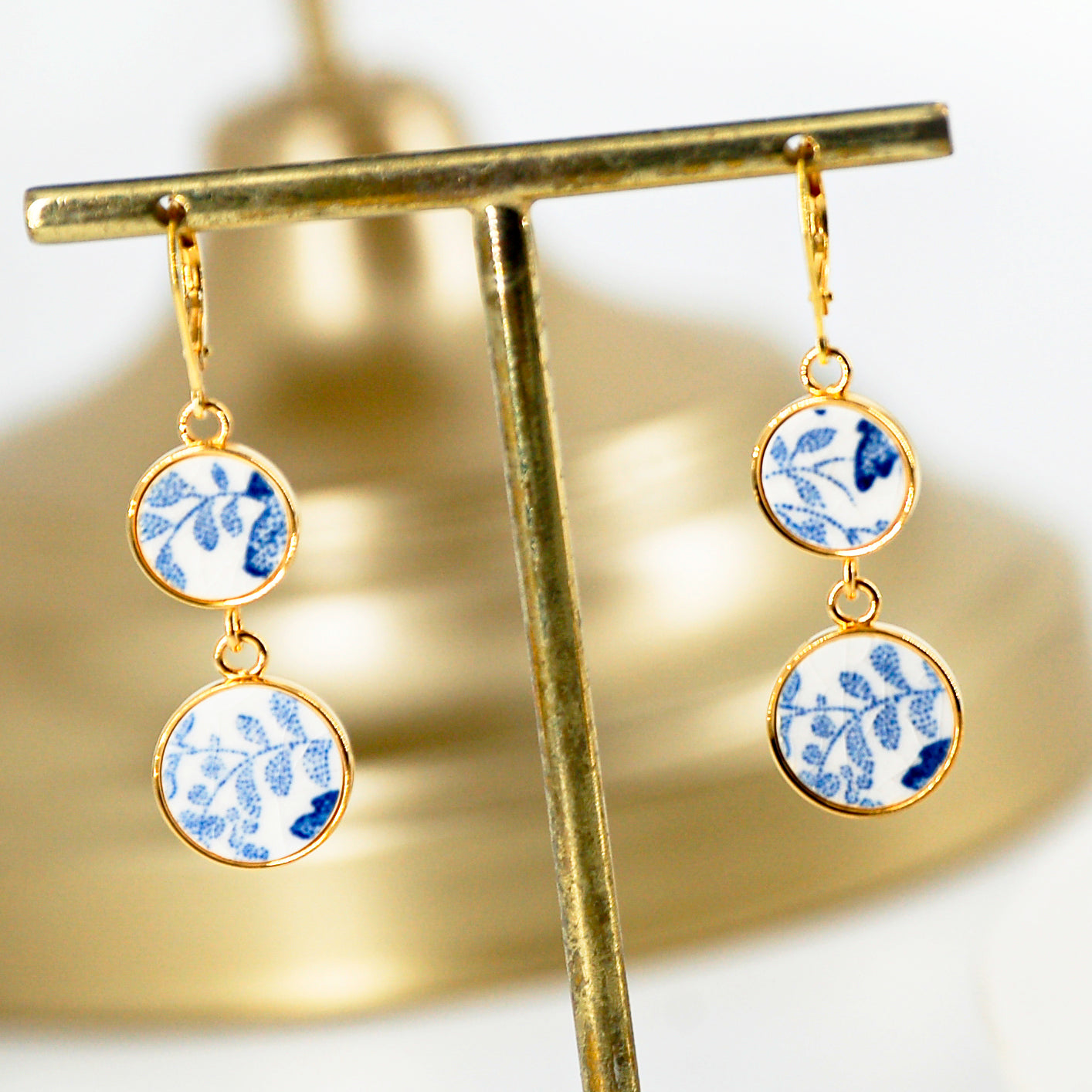 "Blue Foliage" earrings, gold finish