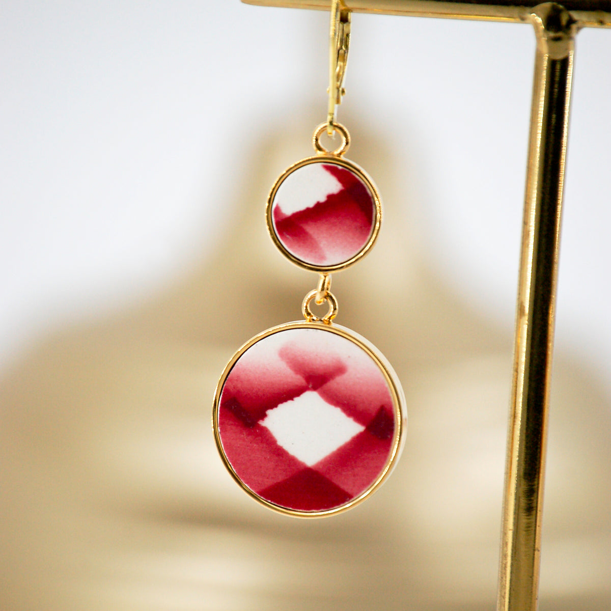 "Geometric Composition" earrings, gold finish