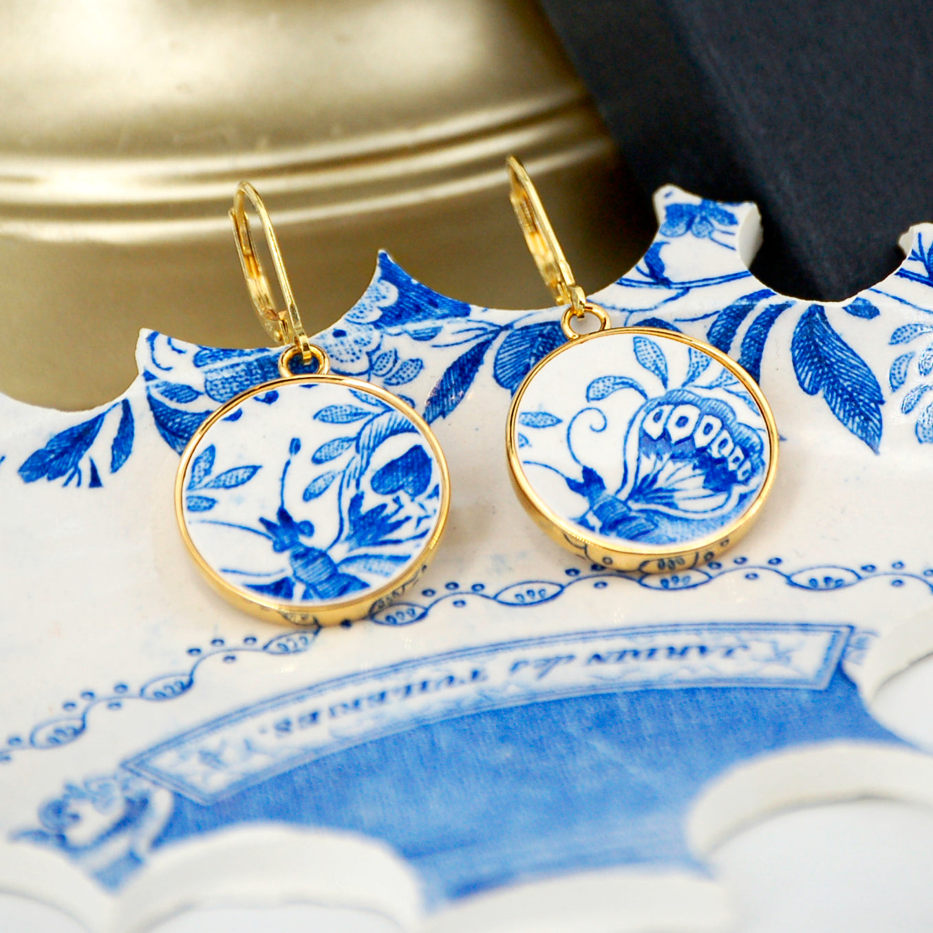 Boucles d'oreilles "Aile de papillon", finition or