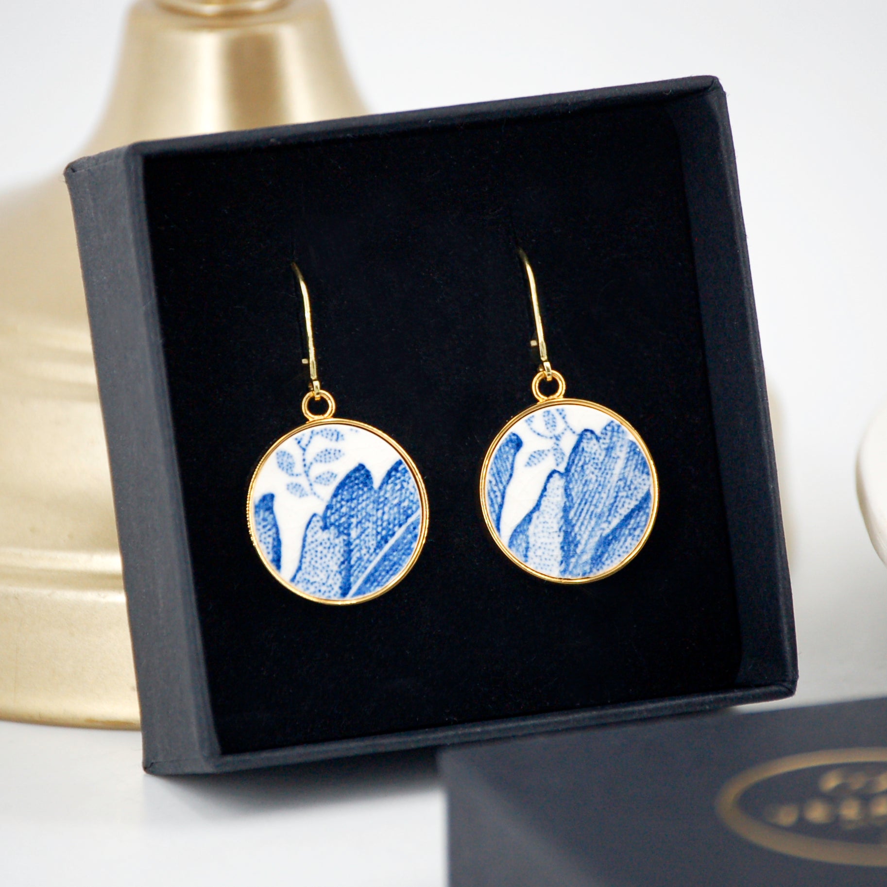 "Small blue flowers" earrings, gold finish