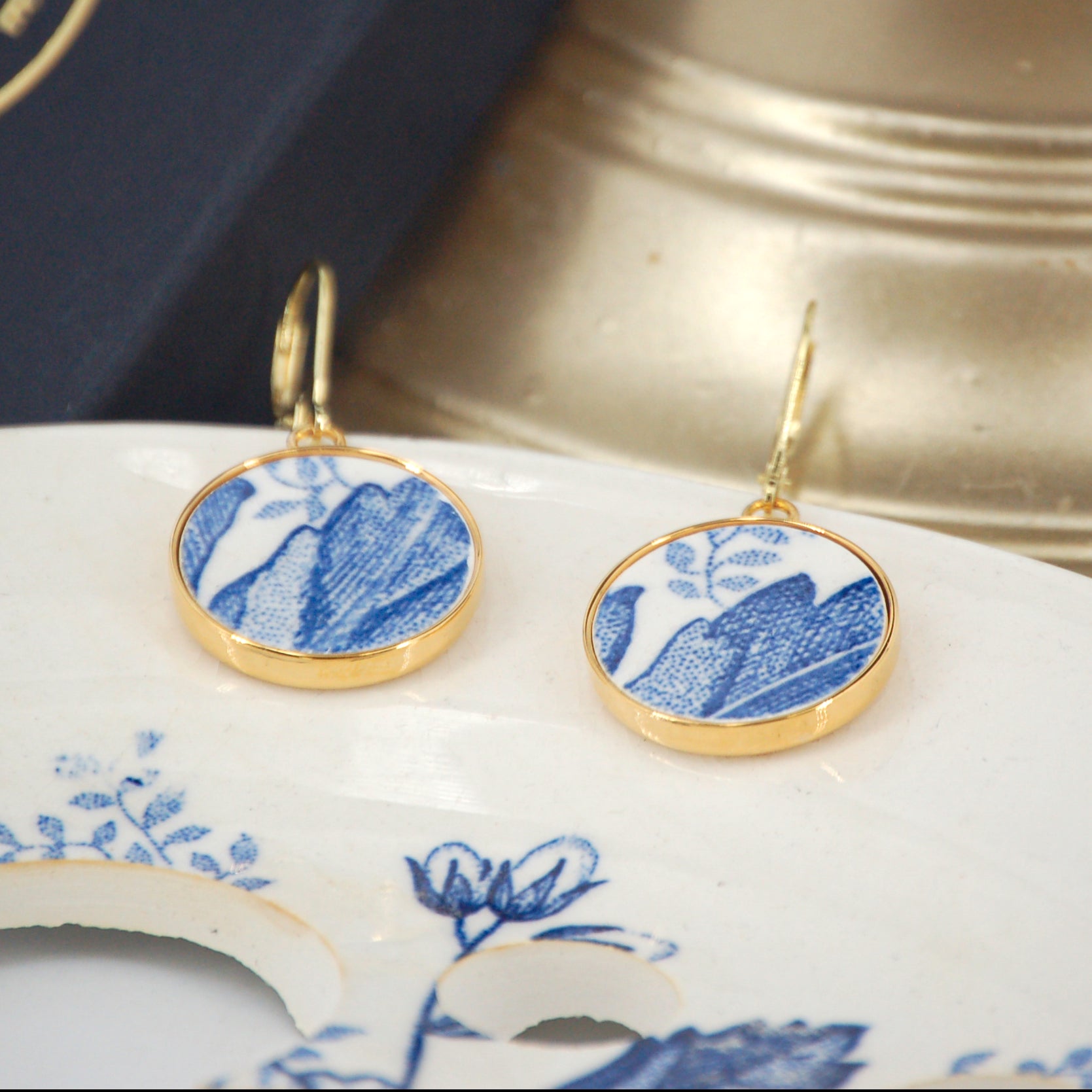 "Small blue flowers" earrings, gold finish