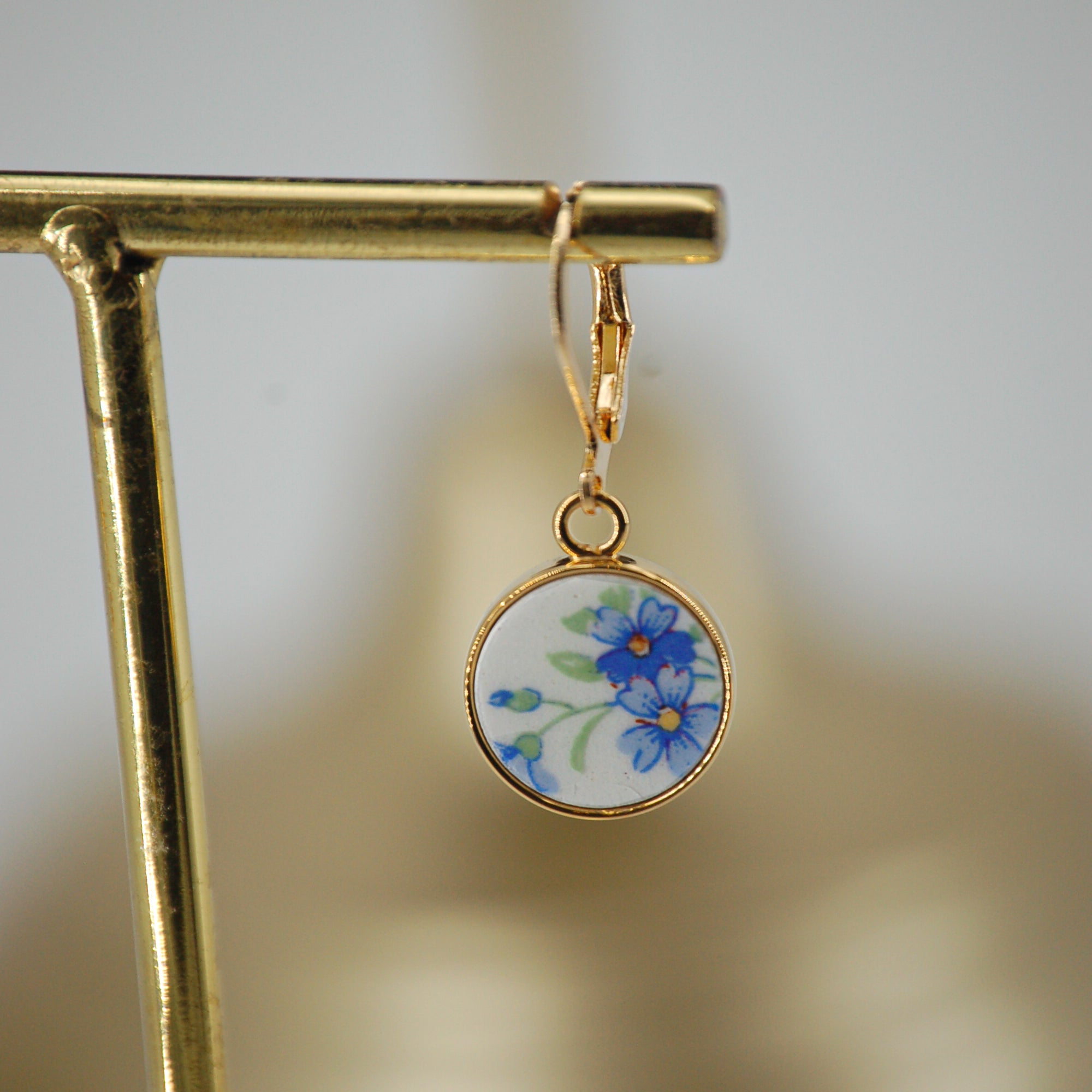 "Small blue flowers" earrings, gold finish