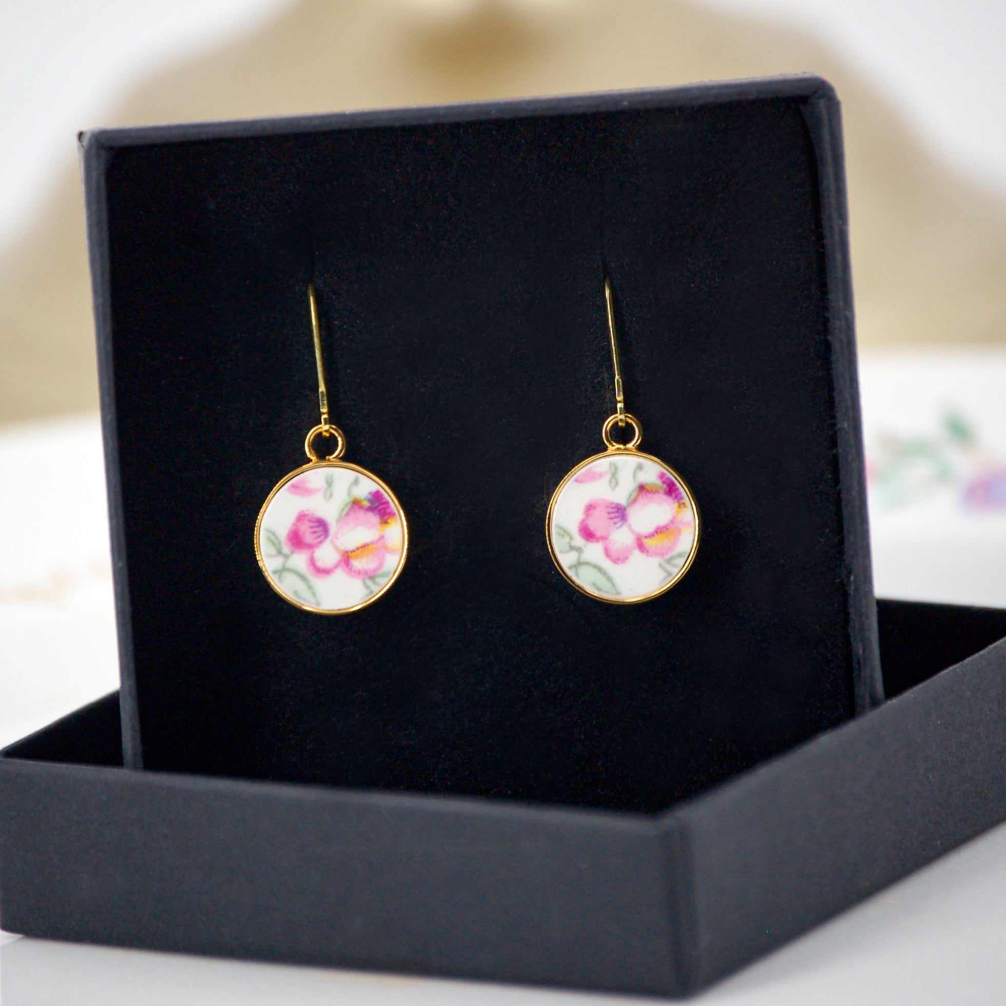 Boucles d'oreilles "Délicate fleur rose"