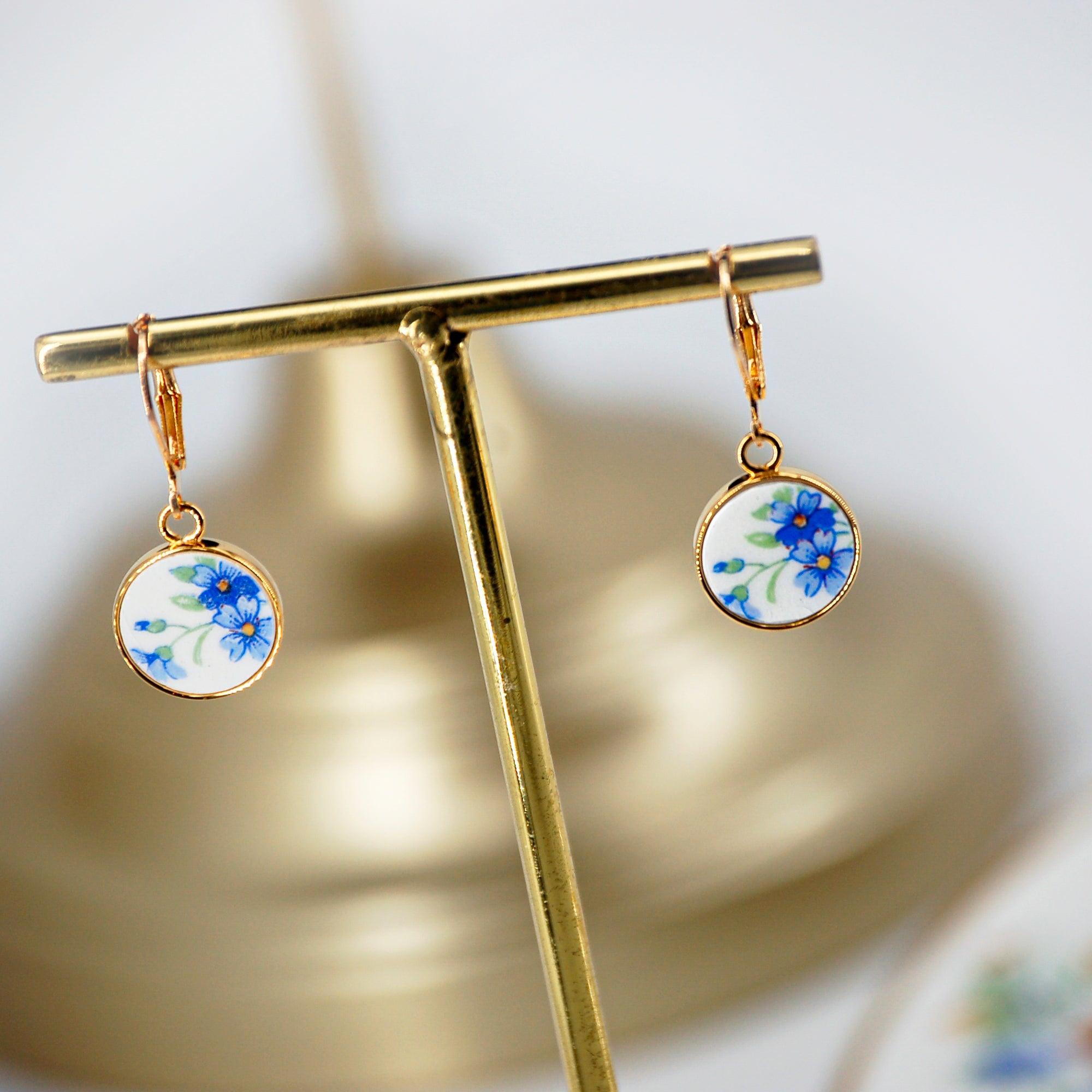"Small blue flowers" earrings, gold finish