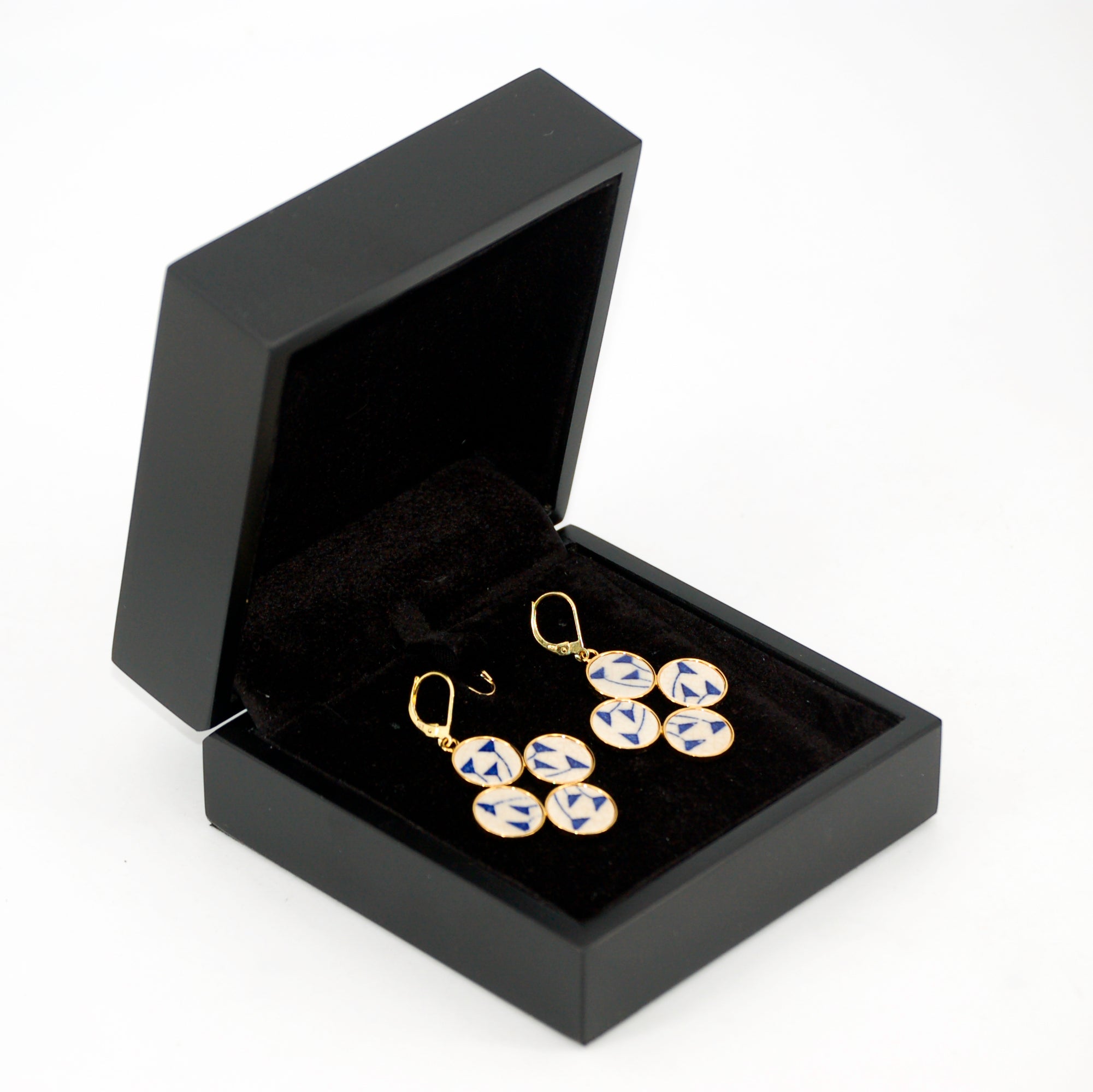 Alienor Earrings