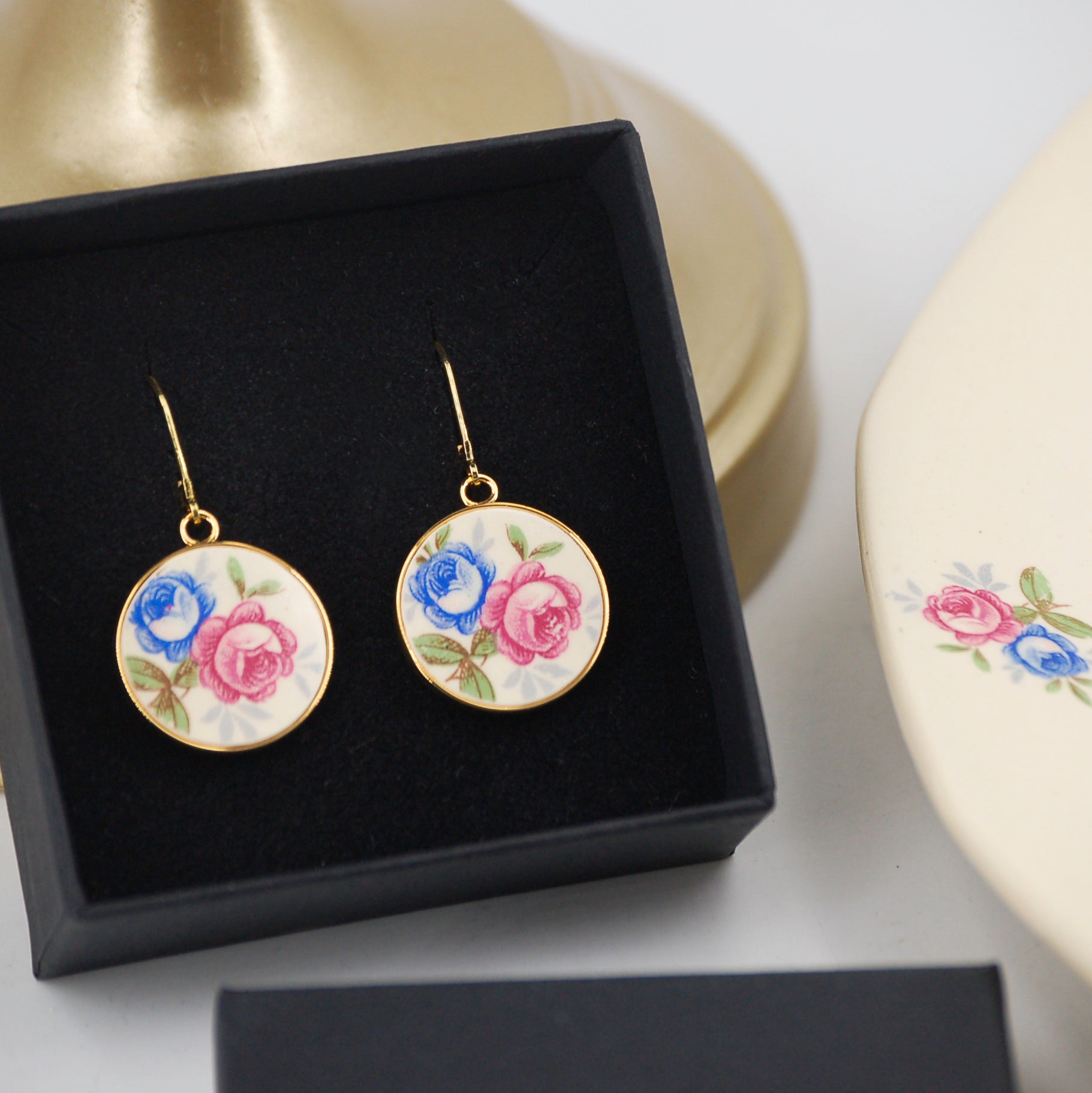 "Blue and pink flowers" earrings, gold finish