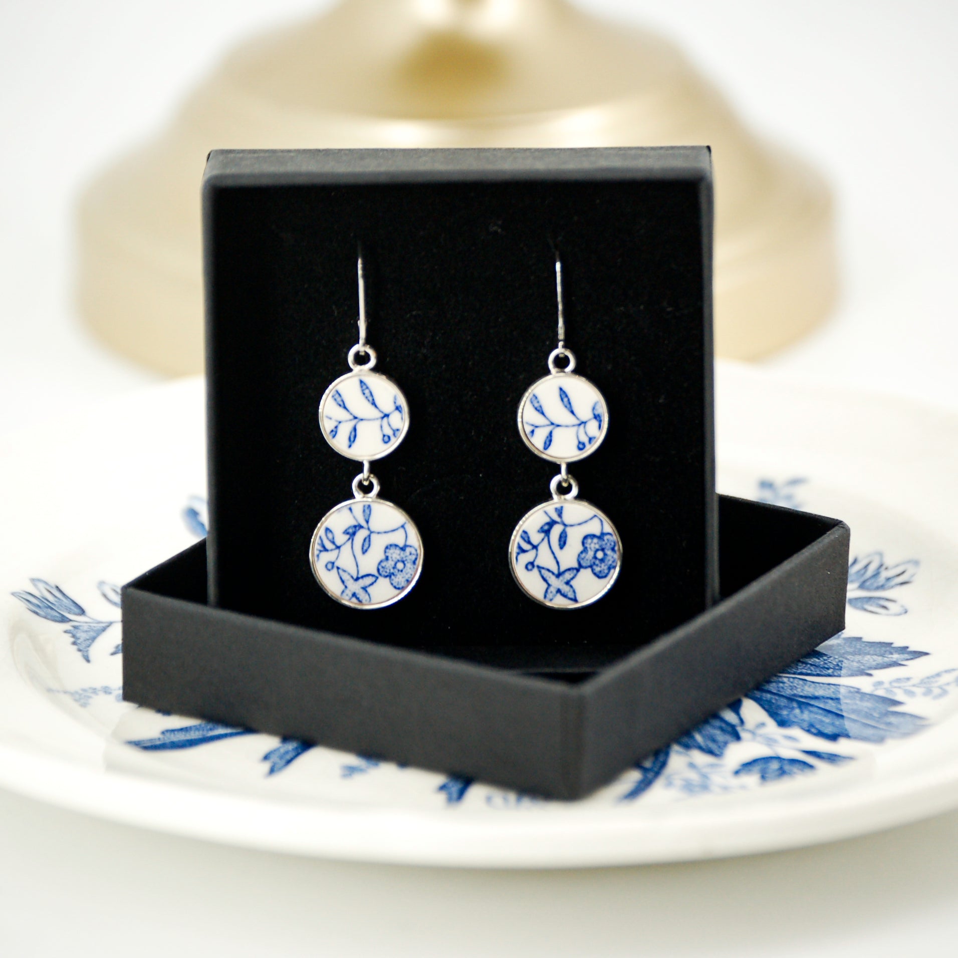 "Blue Leaves and Flowers" earrings, silver finish