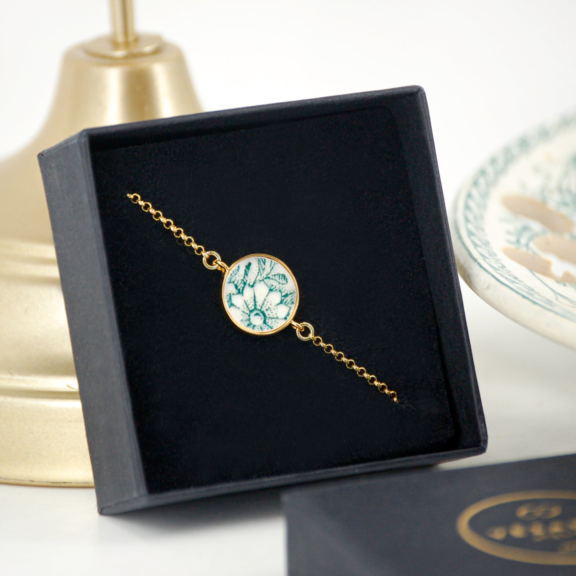 Adjustable bracelet "Green Flowers", gold finish