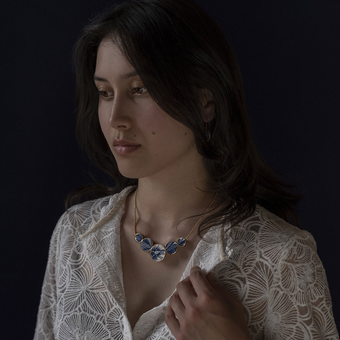 "Hibiscus" necklace, gold finish