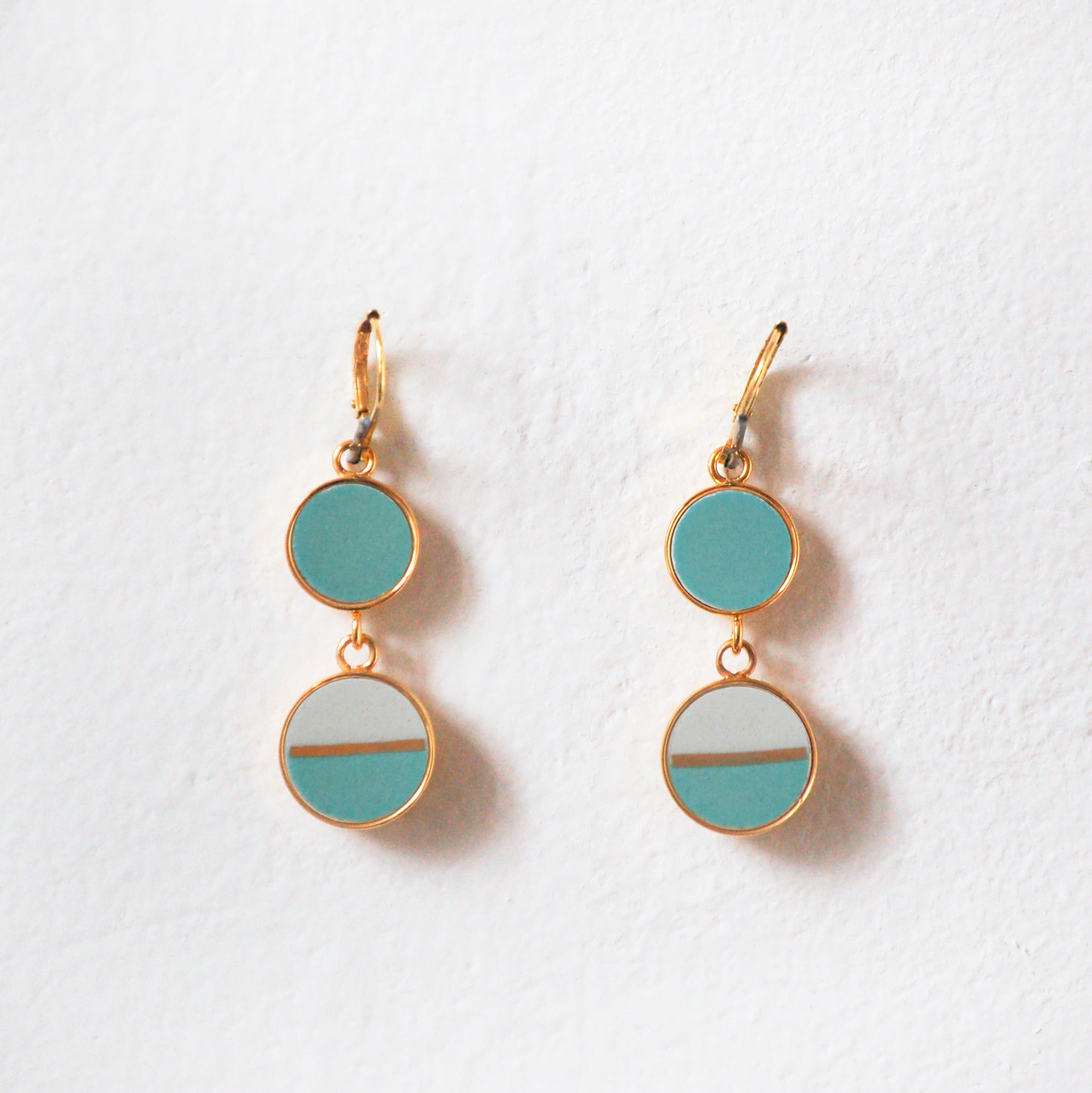 "On the Horizon" earrings, gold finish