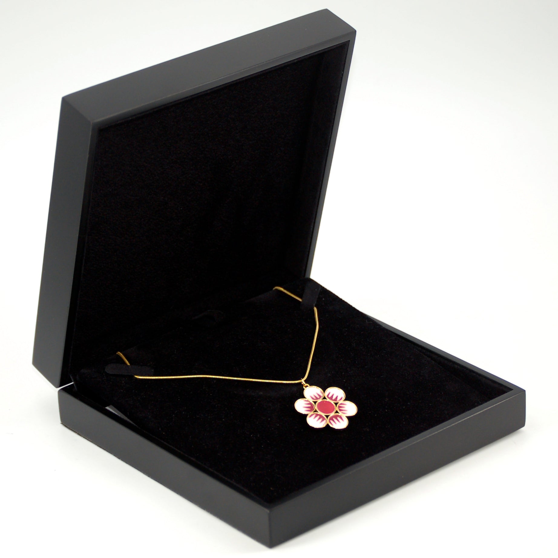 "The Declaration" brooch, gold finish