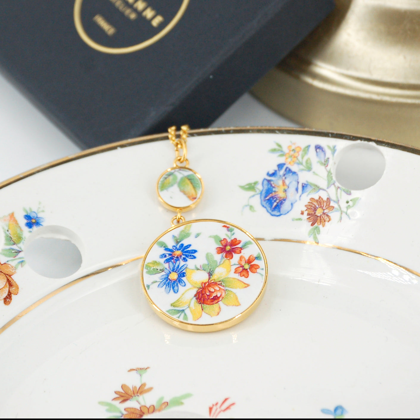 "Bellflowers and Small Flowers" Pendant, Gold Finish